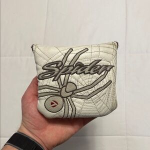 Taylormade Spider putter cover